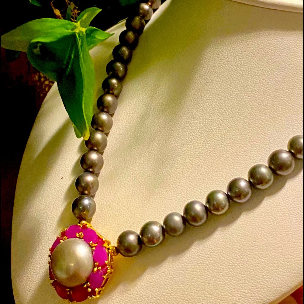 RARE Pigeon Blood 🩸 Ruby pearl necklace